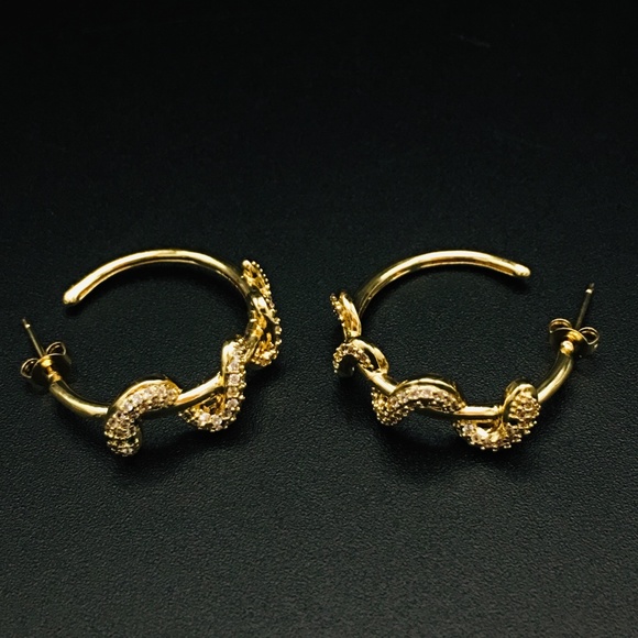 Victorian Gothic Gold Snake Serpent Hoops with Emerald Green Crystal Eyes - Picture 5 of 7